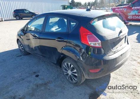 2018 Ford Fiesta S z USA, uszkodzony, nr VIN 3FADP4TJ0JM142720